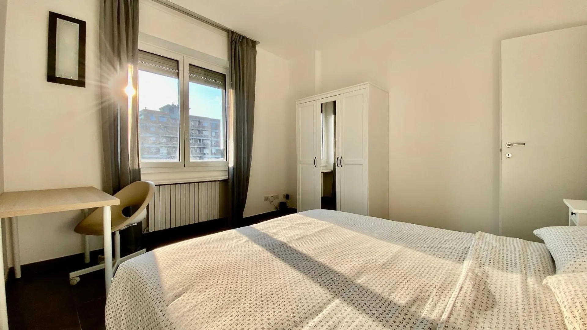 Future Apartments Bisceglie ميلان